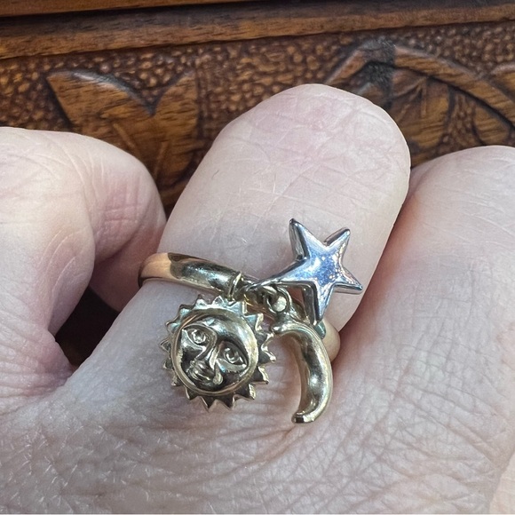 14k yellow and white gold sun moon star dangle ring size 7 ladies 1.2 grams - Picture 4 of 8